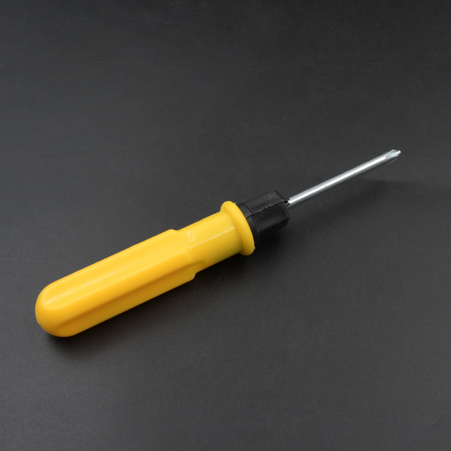 9381B Small Pocket Size 2 in 1 Slotted Cross Head Double Sided Flat Magnetic Screwdriver with PVC Plastic Coated Handle (1 Pc) 9381B Small Pocket Size 2 in 1 Slotted Cross Head Double Sided Flat Magnetic Screwdriver with PVC Plastic Coated Handle (1 Pc)
